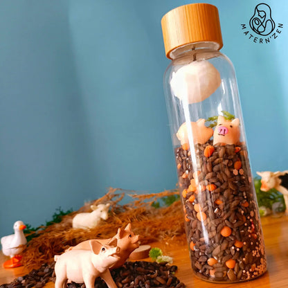 Sound and Spy sensory bottle Explore the mini World of the Farm and its Pigs