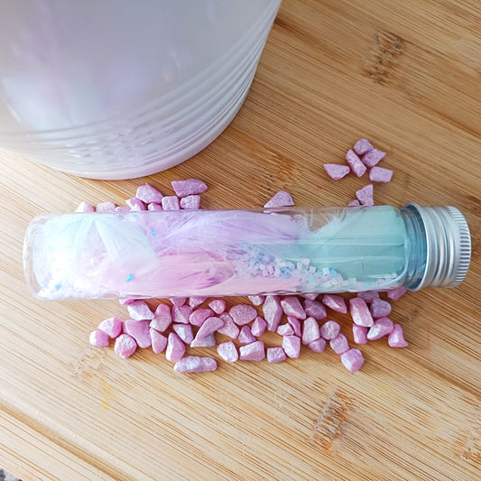 Sensory and sound bottle Pastel Feathers and Pearls